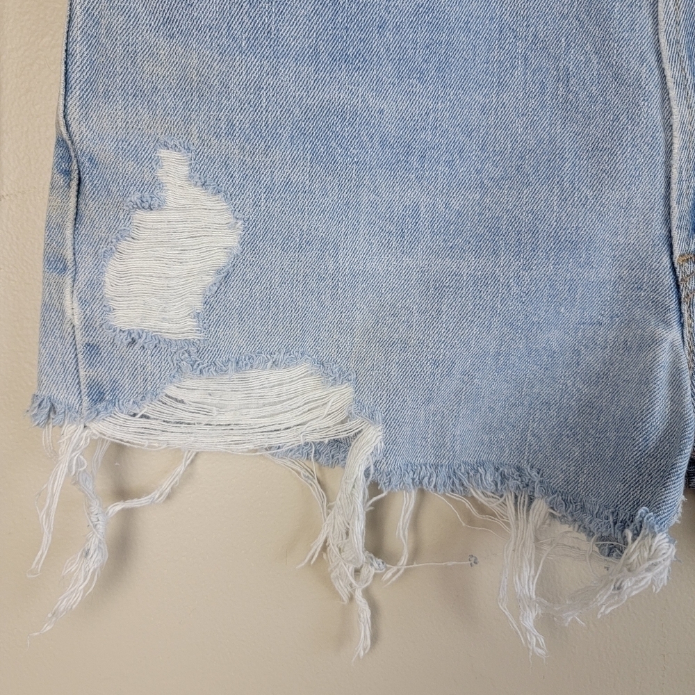Levi's 14 550 Relaxed Light Wash High Rise Distressed Cutoff Jean Shorts Vintage - Picture 6 of 12